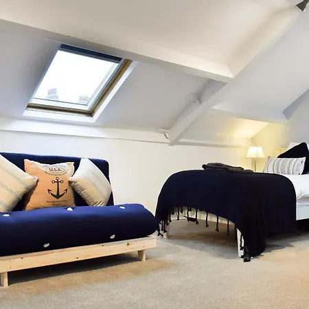 Darton Holiday home *